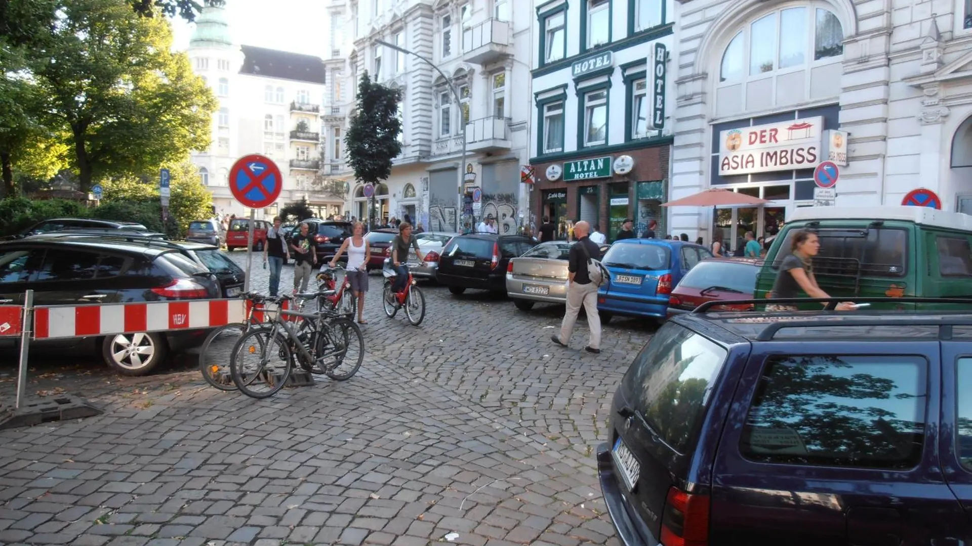 Altan Hotel Hamburgo 2*,  Alemania