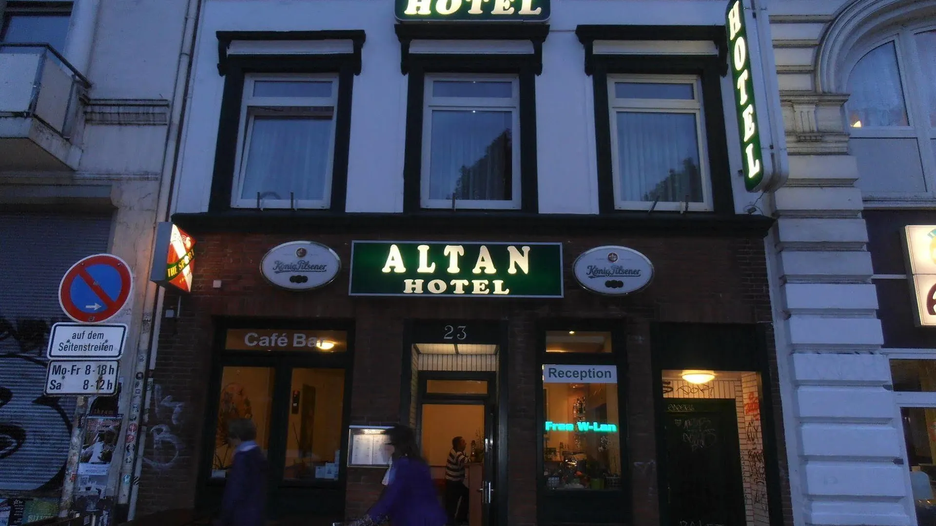 Altan Hotel Hamburgo 2*,  Alemania