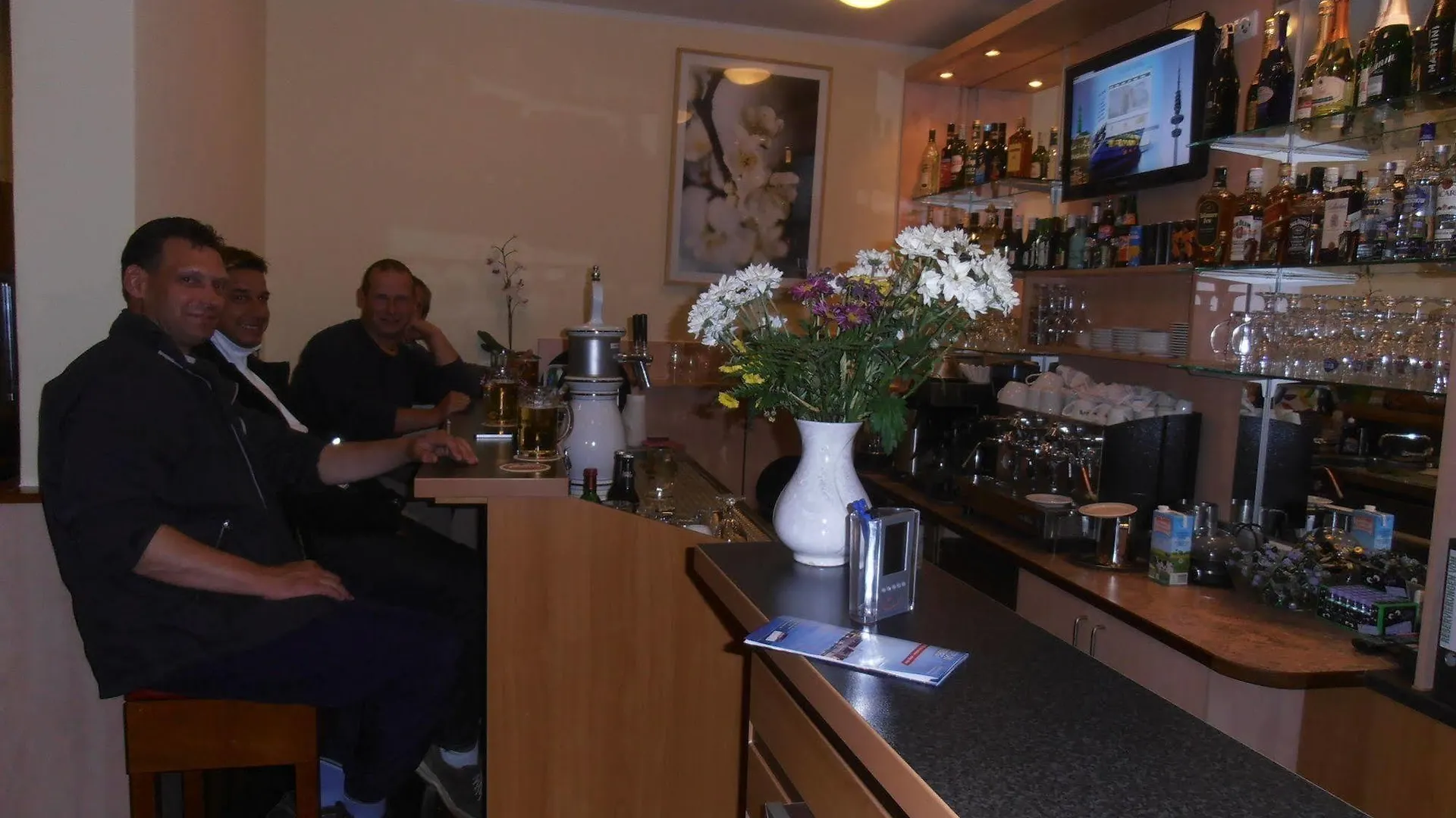 Altan Hotel Αμβούργο 2*,